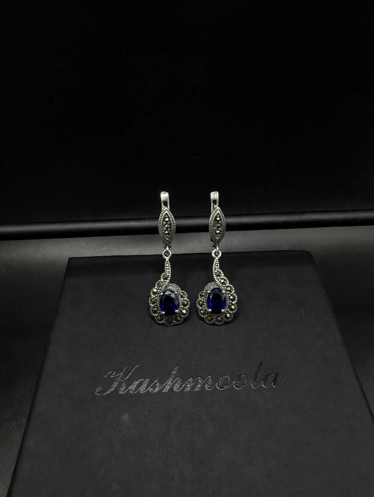 Vintage-Inspired Blue Stone 925 Sterling Silver Jewelry Set