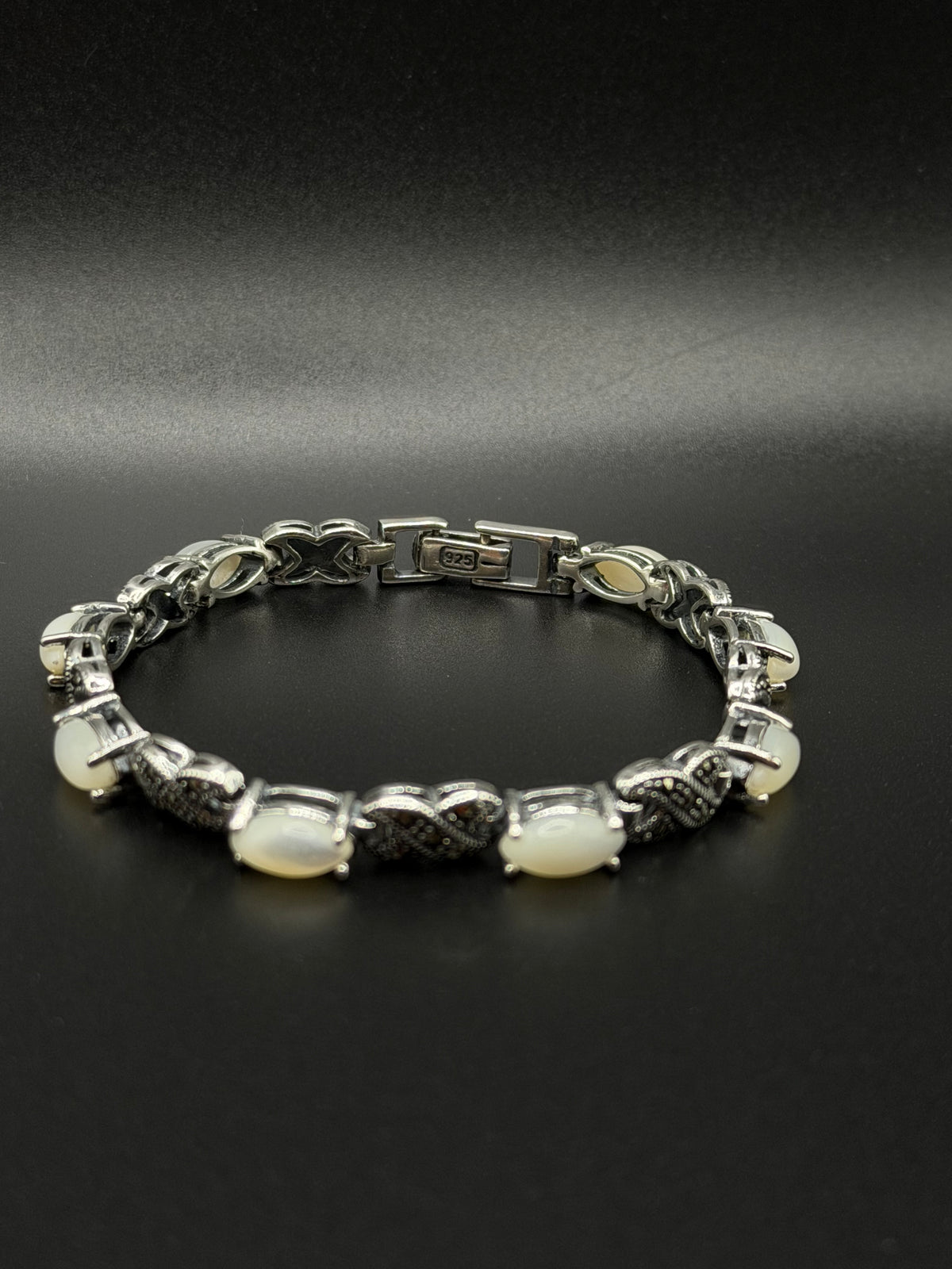 Women’s 925 Sterling Silver Vintage-Inspired Bracelet