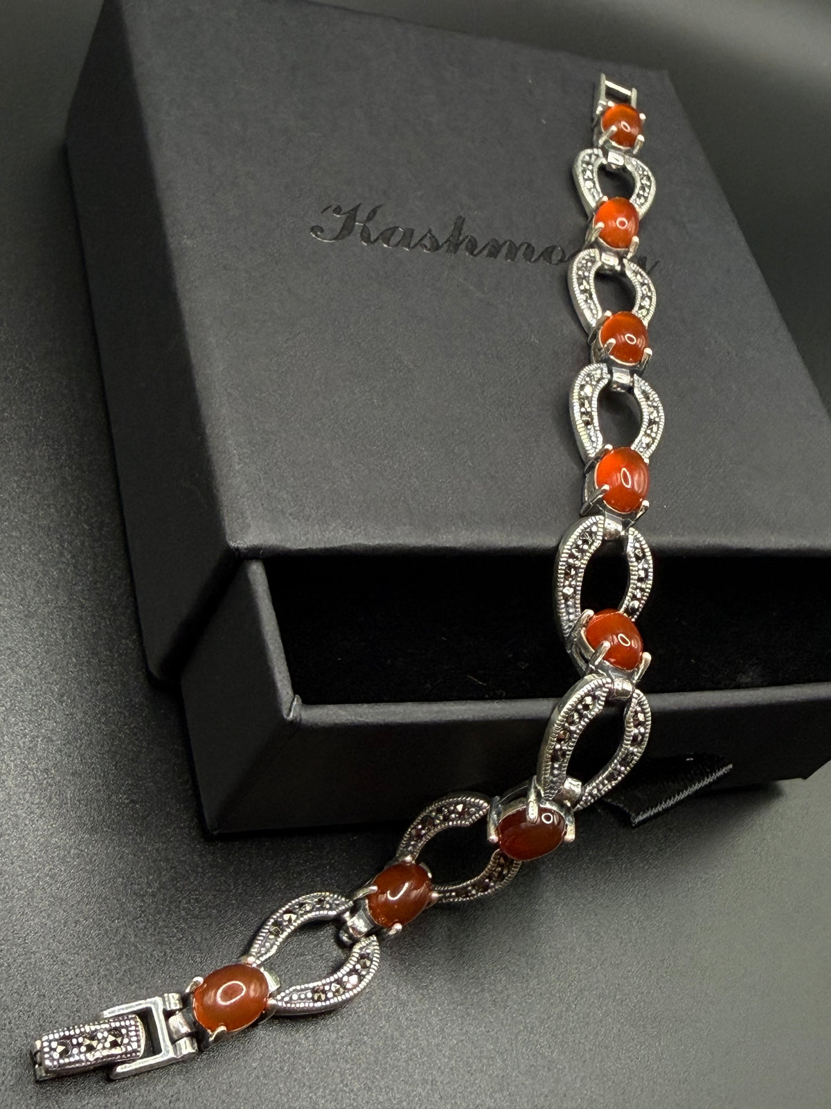 Women’s 925 Sterling Silver Vintage Bracelet with warm carnelian-inspired oval accents