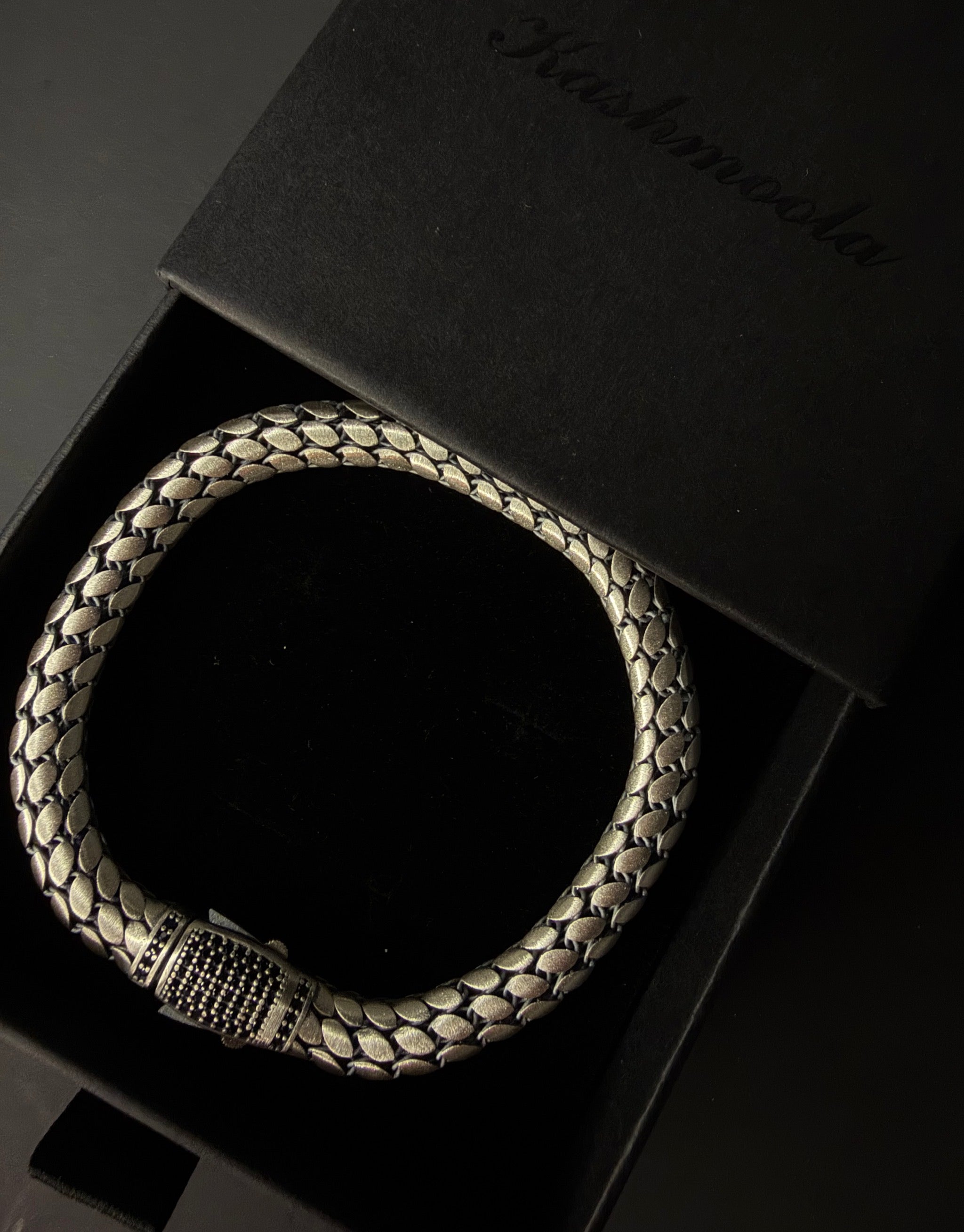 Bold Craftsmanship. Timeless Elegance.