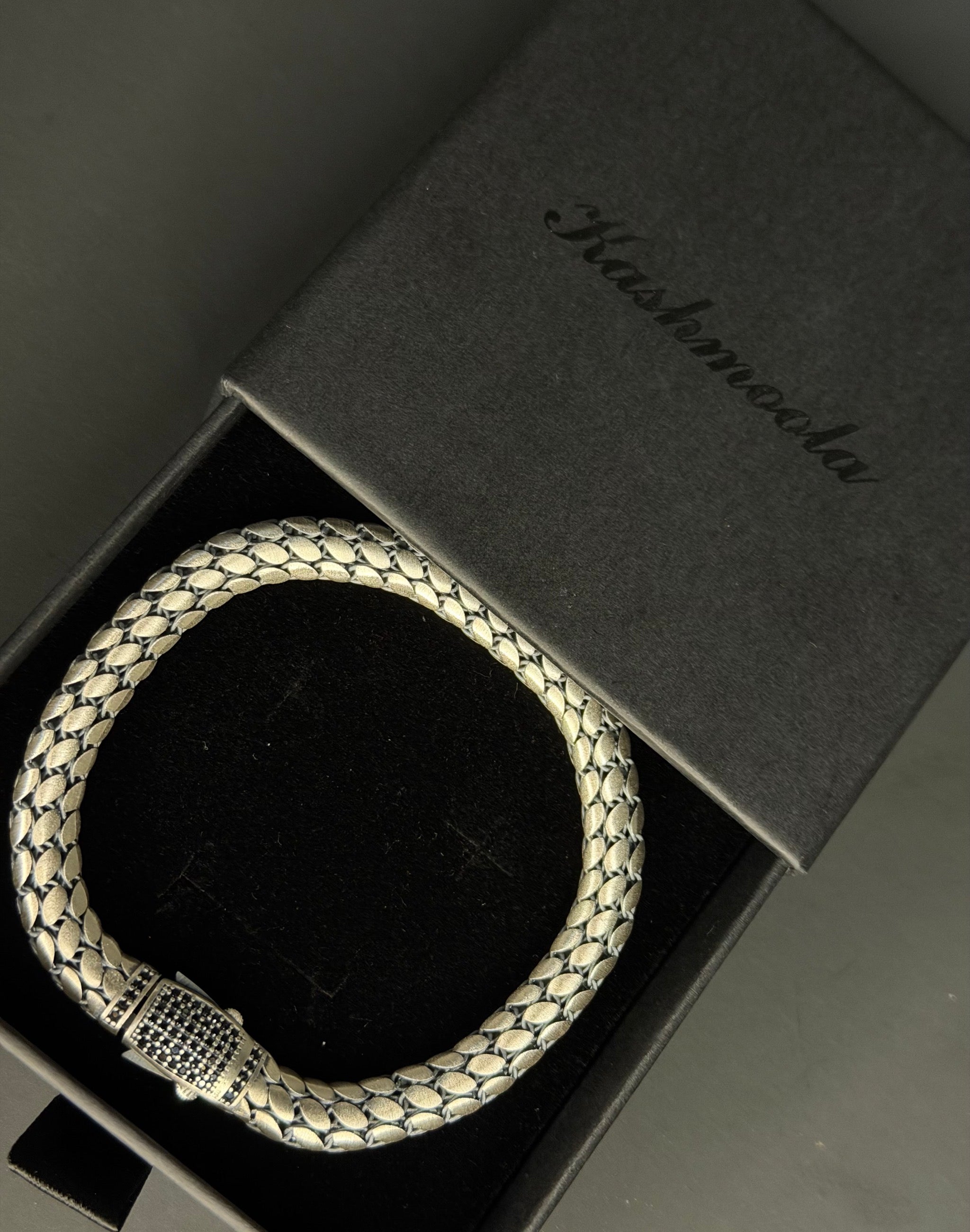 Bold Craftsmanship. Timeless Elegance.