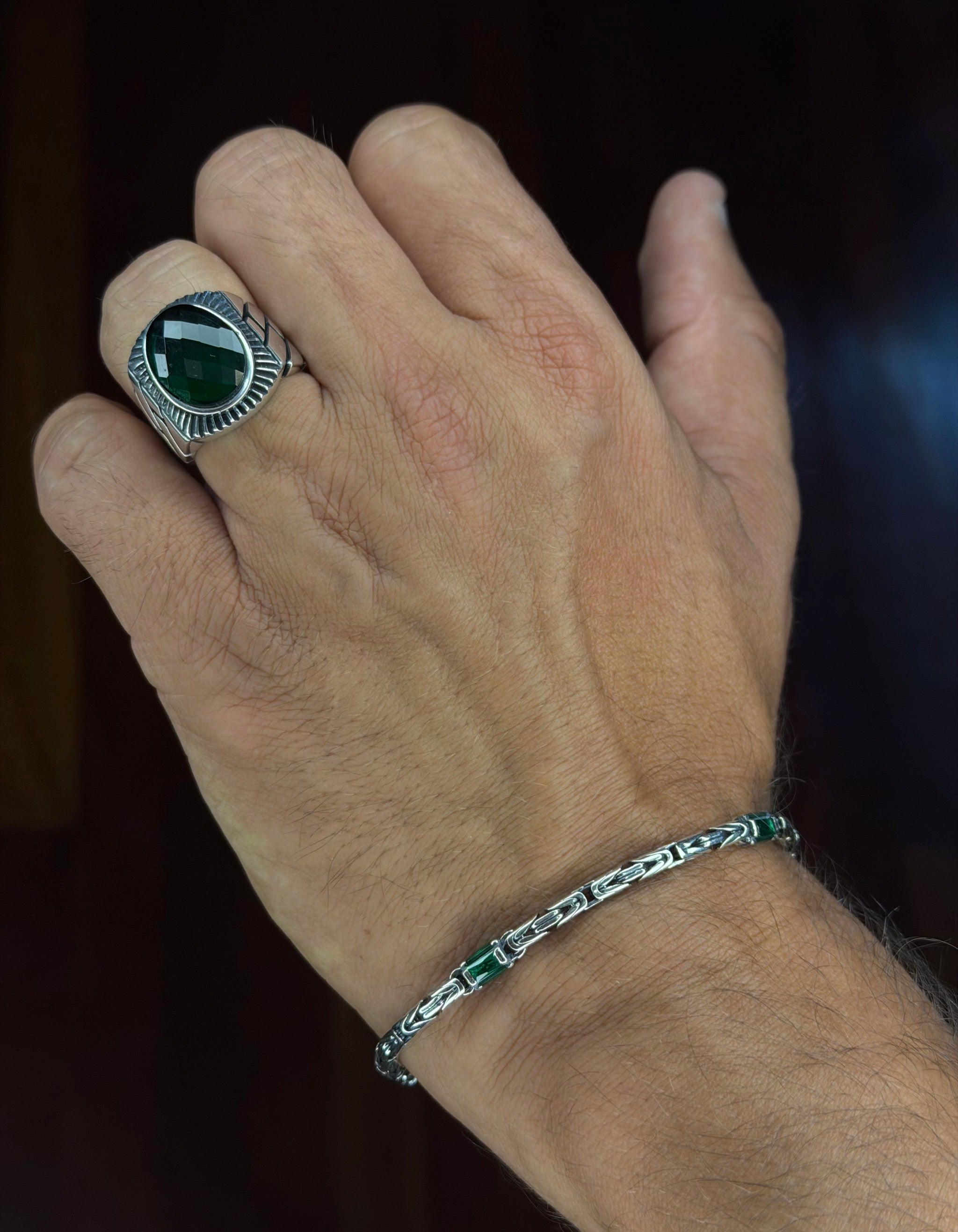 925 Sterling Silver Men's Ring with Green Synthetic Stone