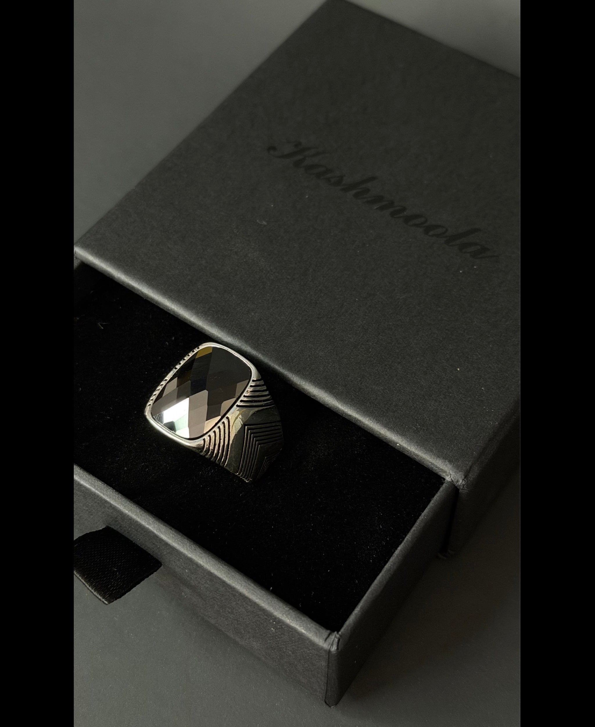 925 Sterling Silver Men's Ring with Black Stone – Contemporary Classic Statement Ring | Size 10