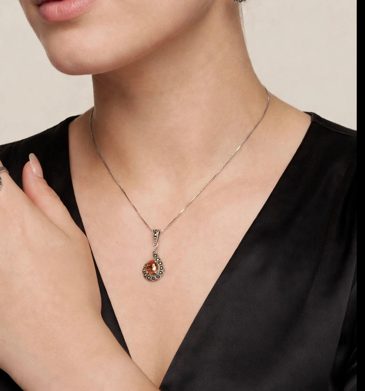 Vintage-Inspired Amber 925 Sterling Silver Jewelry Set